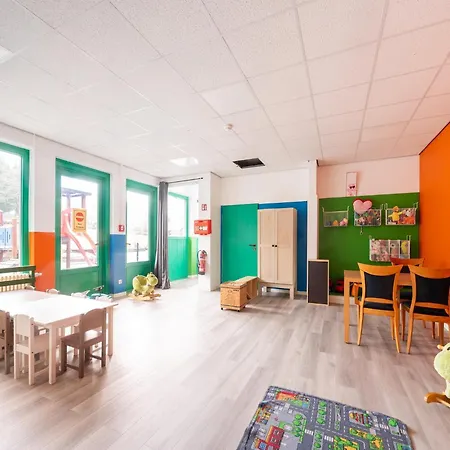Nature Retreat Home In Hambachtal Holiday Park