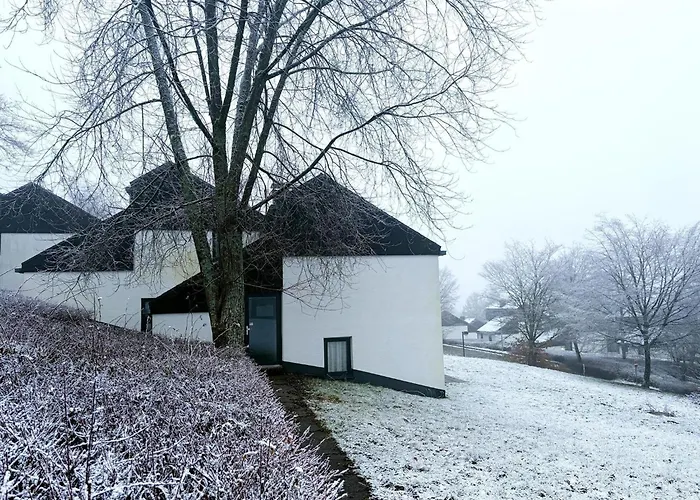 Nature Retreat In Hambachtal